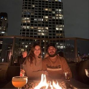 Meet your Posher, Devin